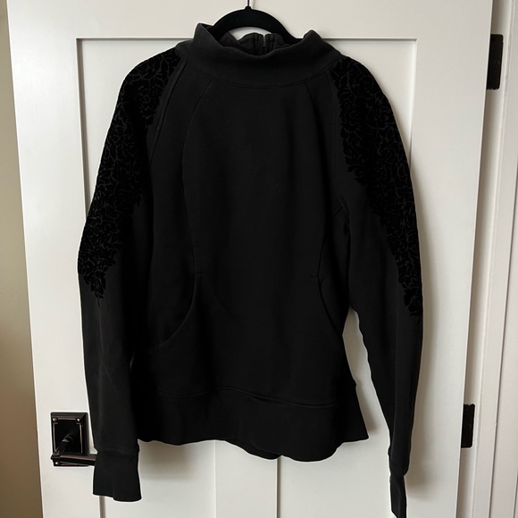 Lululemon floral flock pullover, size 10 - Picture 3 of 6